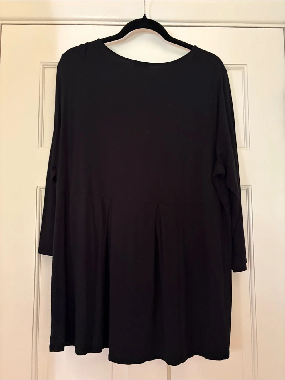 J Jill Women's Black Scoop Neck Long Sleeve Tunic - Picture 3 of 3